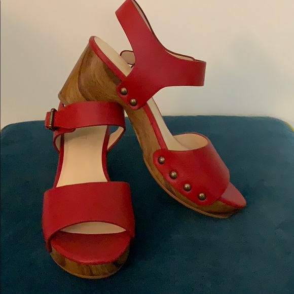 Nine West Shoes - Red wooden heeled sandals- Nine West